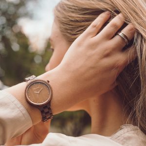 Alternative view of Diamond Rose